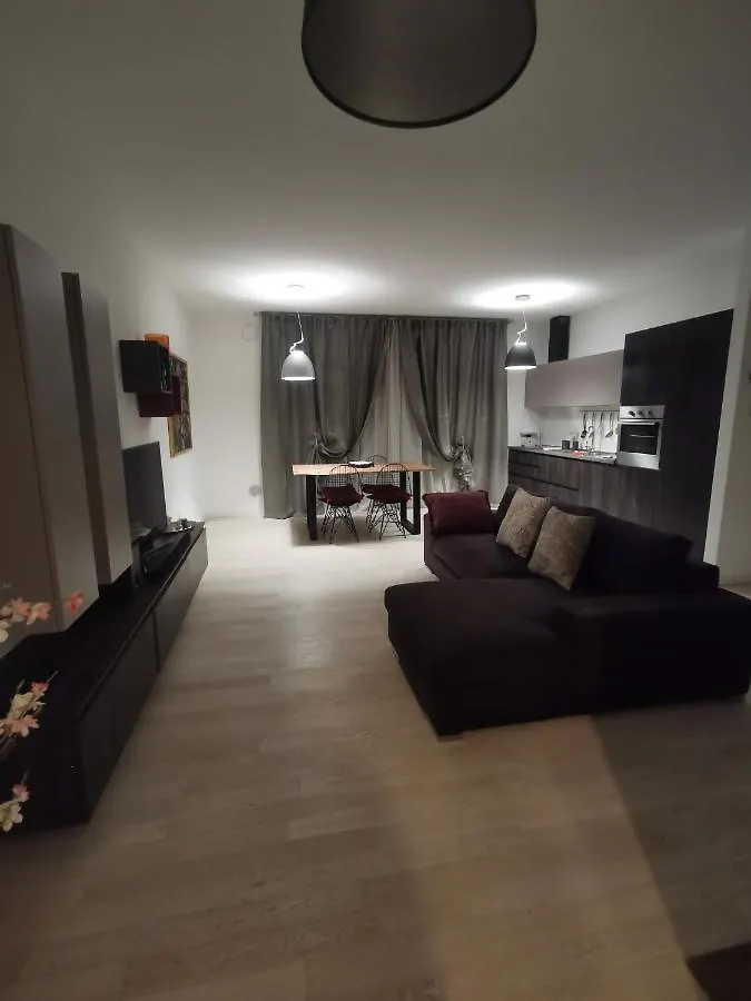 La Casa Di Greta Apartment Monza 0*,